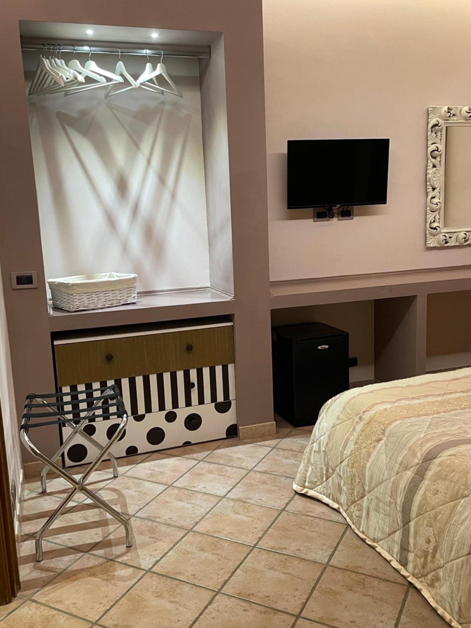 Villa Mariposa Nettuno Buitenkant foto